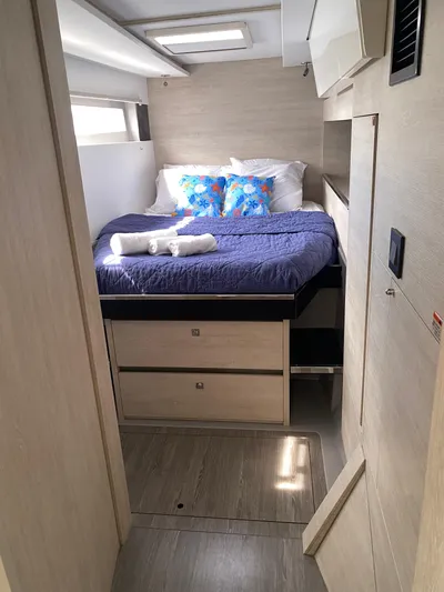 Gone Sailabout Yacht Photos Pics 