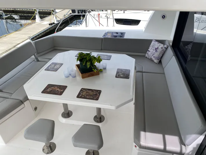 Gone Sailabout Yacht Photos Pics 