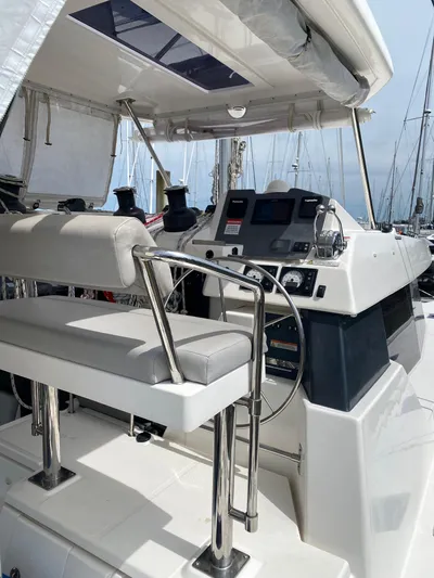 Gone Sailabout Yacht Photos Pics 