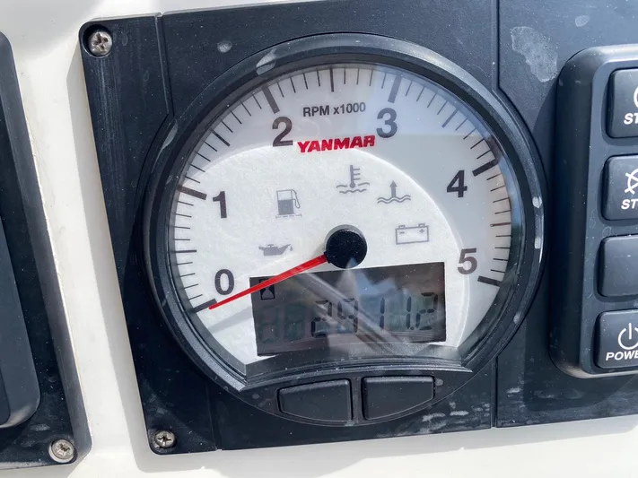 Gone Sailabout Yacht Photos Pics 