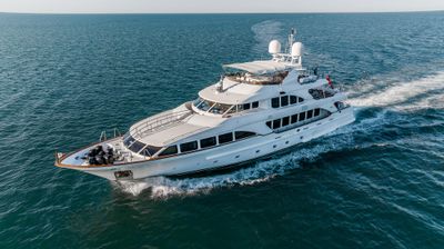 Yacht