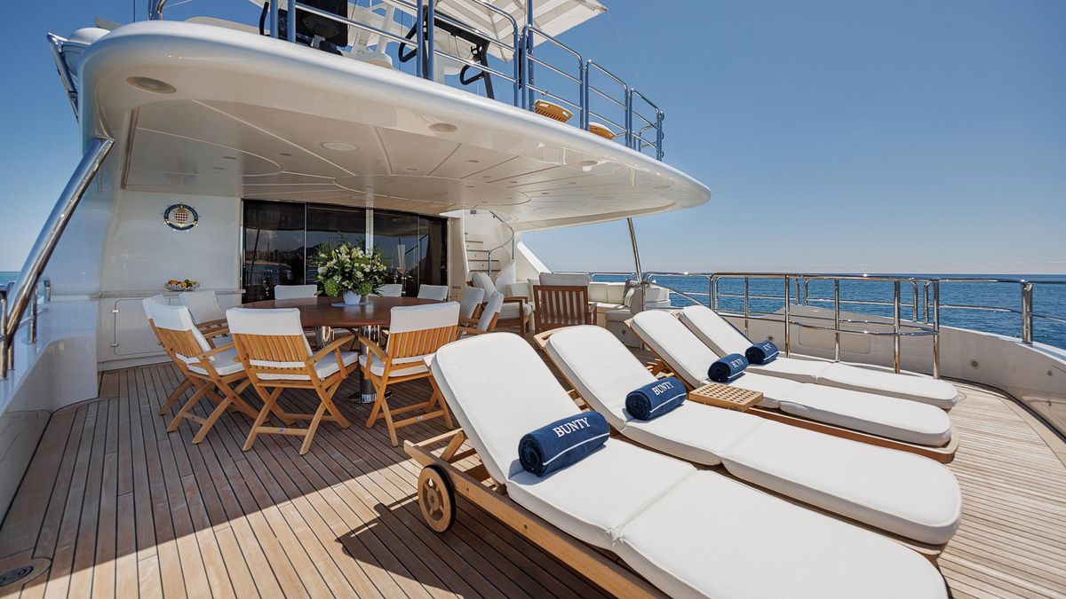 2009 Benetti 120 