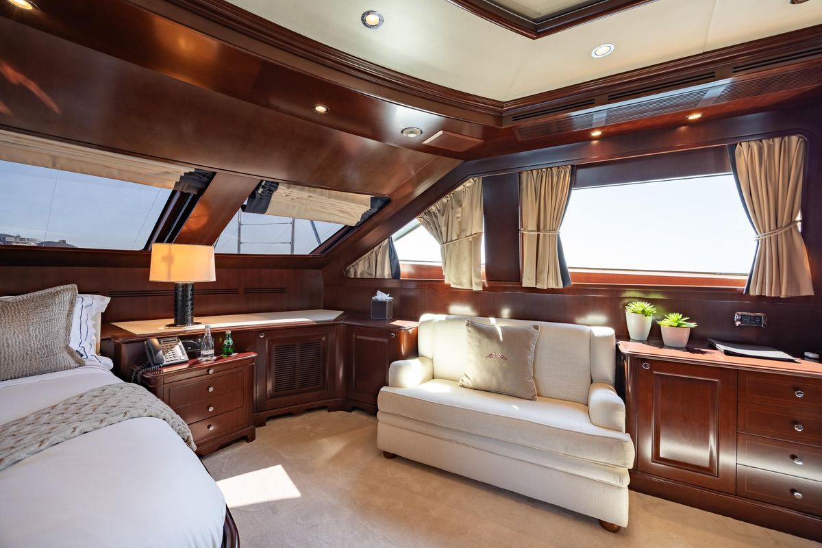 2009 Benetti 120 