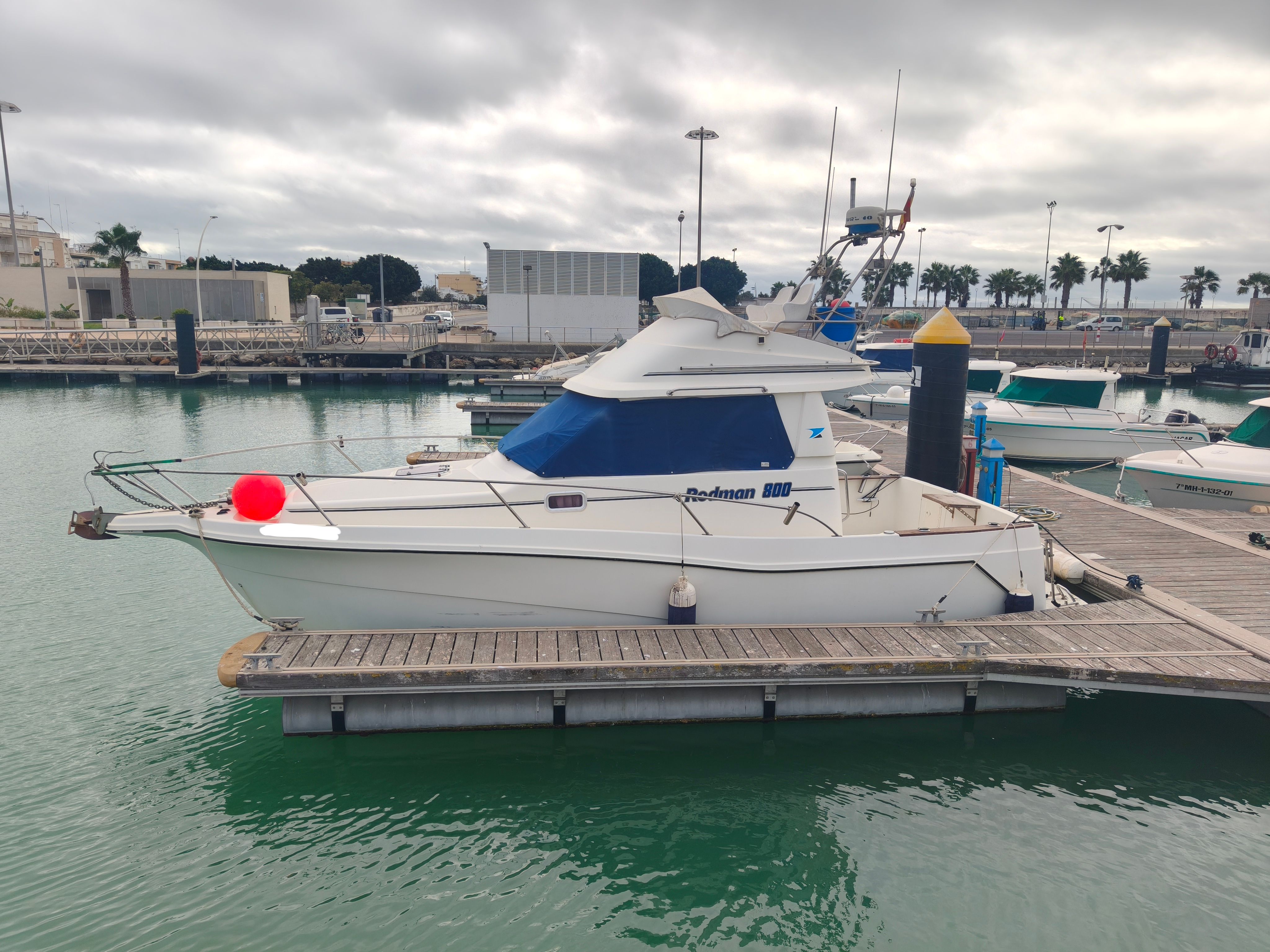 2003 Rodman 800 Fly Bridge