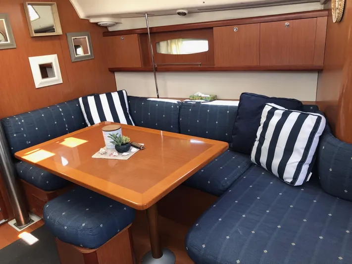 Dreamboat Yacht Photos Pics 