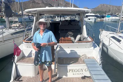 2024 Marex 310 Sun Cruiser