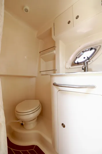 Antani Yacht Photos Pics 330-SEA-RAY-SUNDANCER-2014-YACHTSBLUE