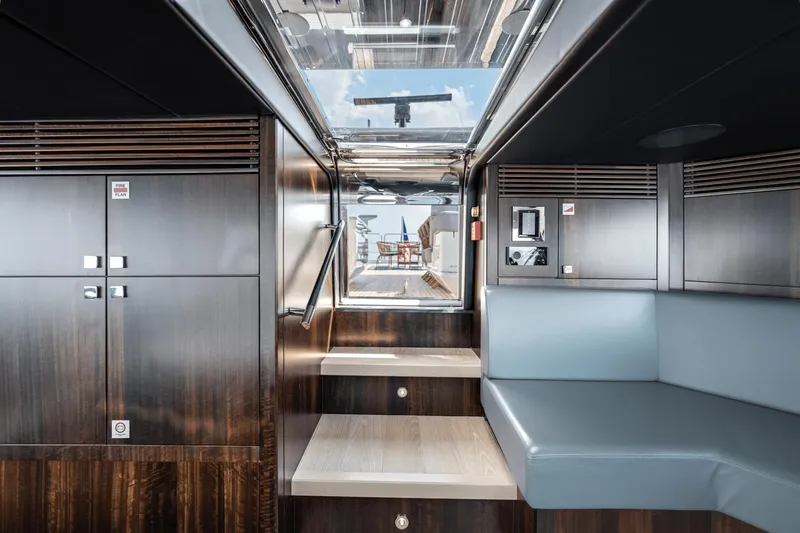 Trigger Happy Yacht Photos Pics 