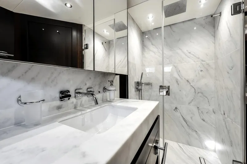 Trigger Happy Yacht Photos Pics 