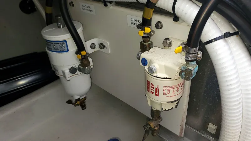 Back Forty Yacht Photos Pics Fuel Filtration