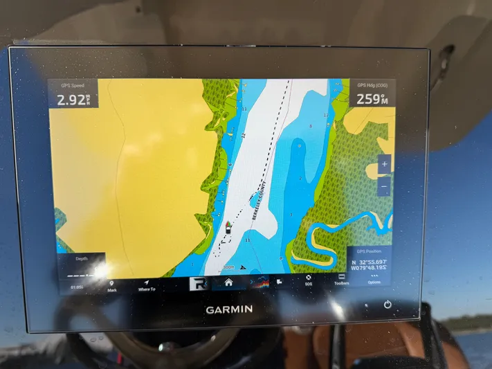  Yacht Photos Pics Garmin GPS map on Scout 277 LXF boat, 2026 model.