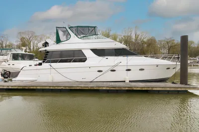 Carver 530 Voyager Pilothouse