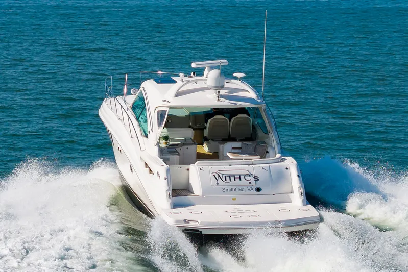 With E's Yacht Photos Pics 