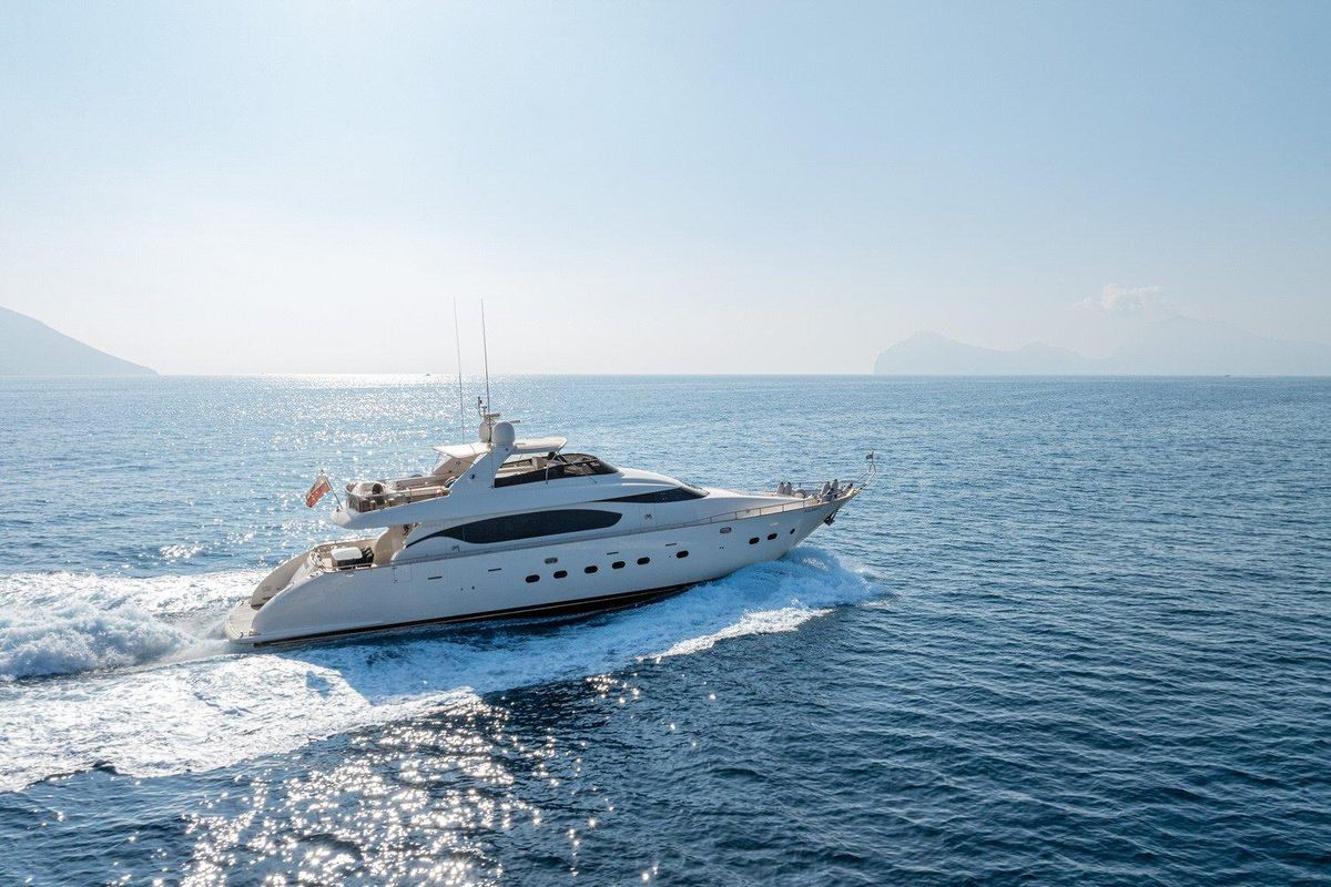 2002 Maiora 83 