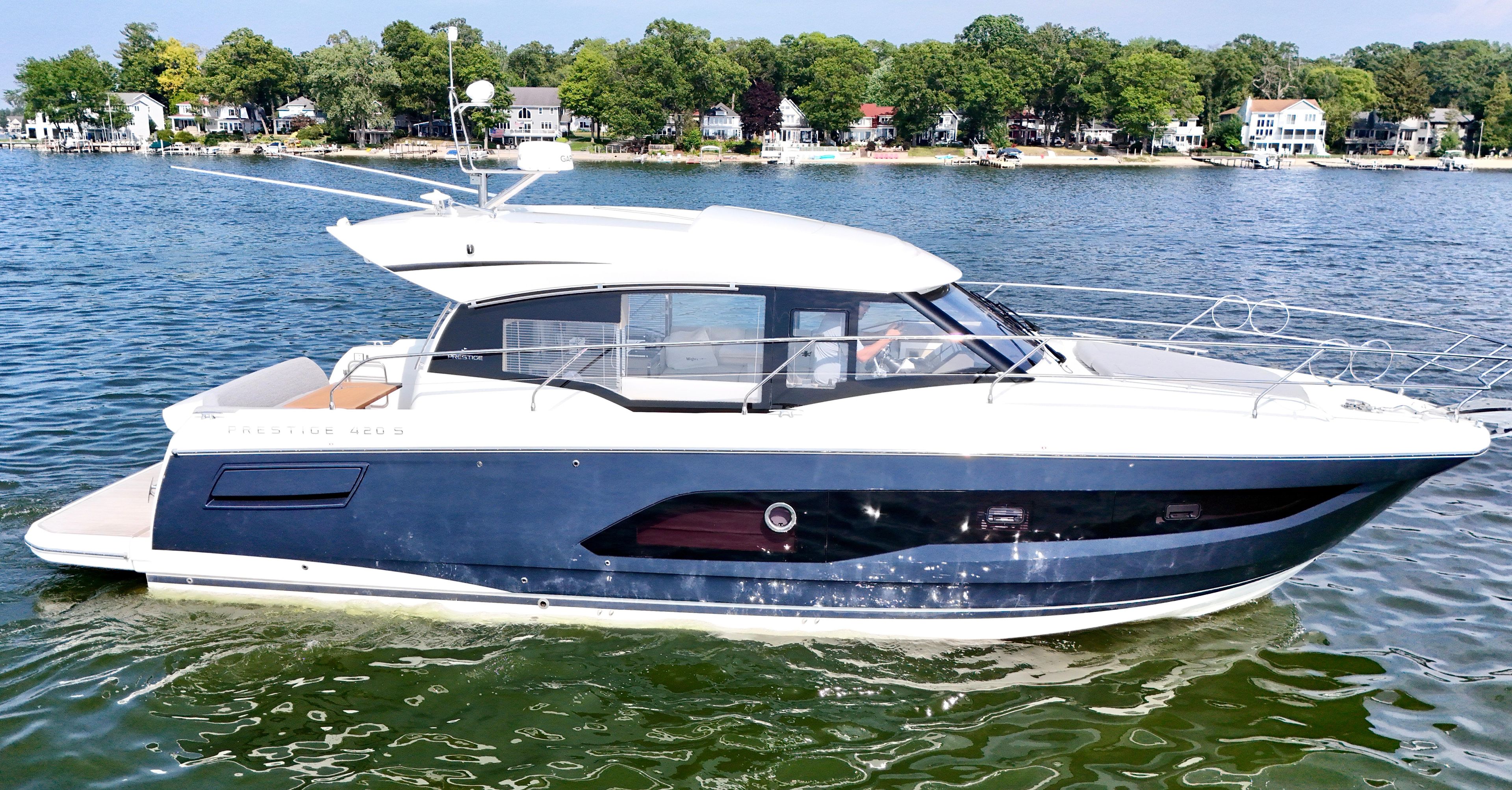 Yacht