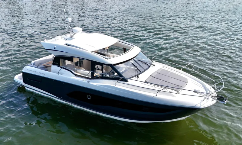 Mighty Mic Yacht Photos Pics Electric Sliding Sun Roof - Open