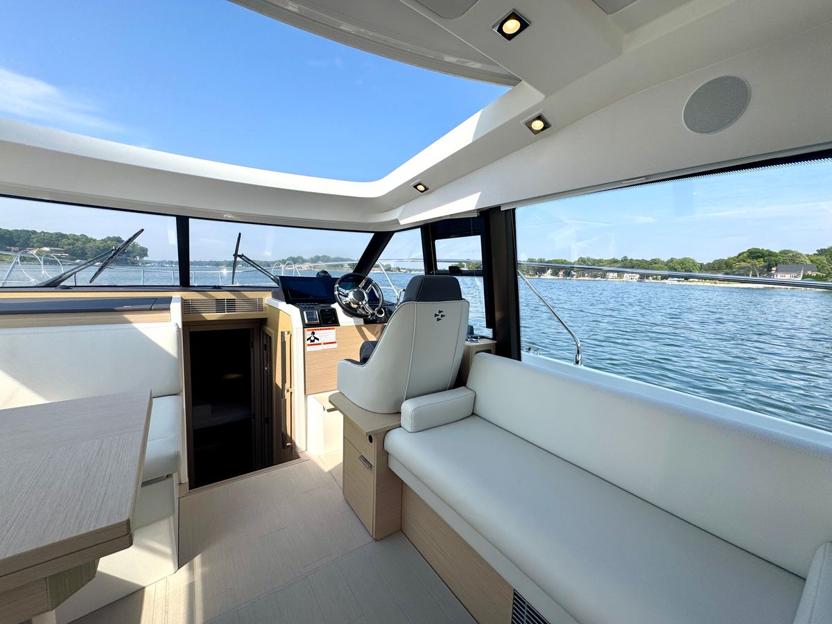 2024 Prestige 42 