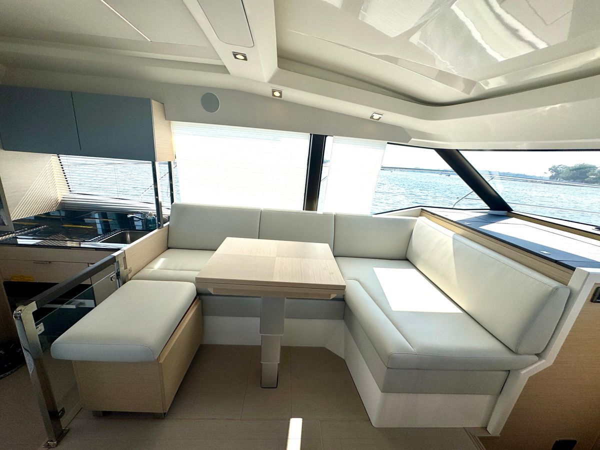 2024 Prestige 42 