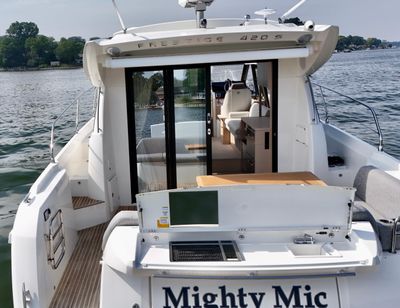 Yacht