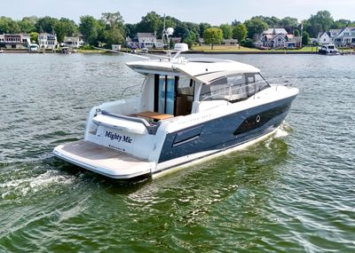 Yacht