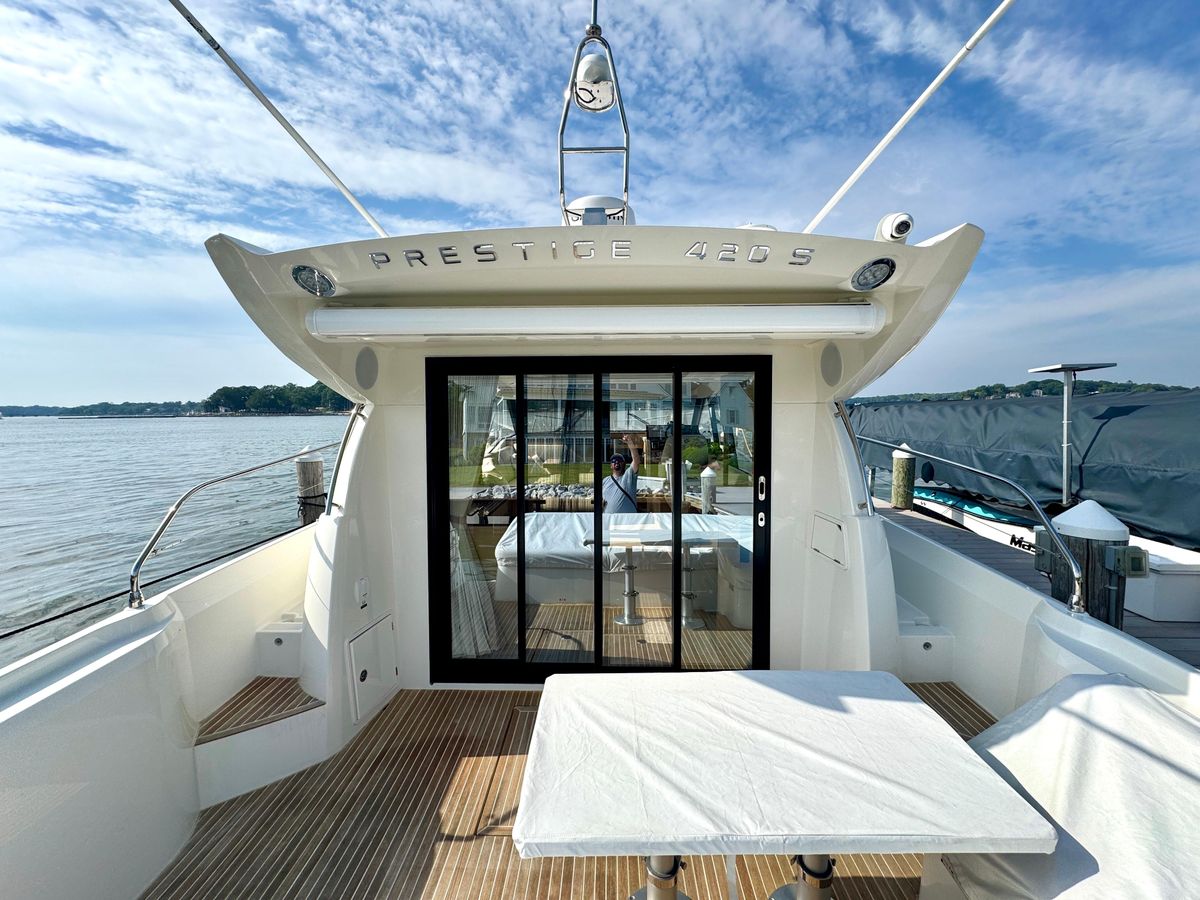 2024 Prestige 42 