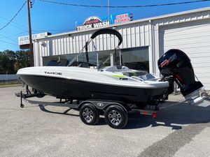 2024 Tahoe® T21