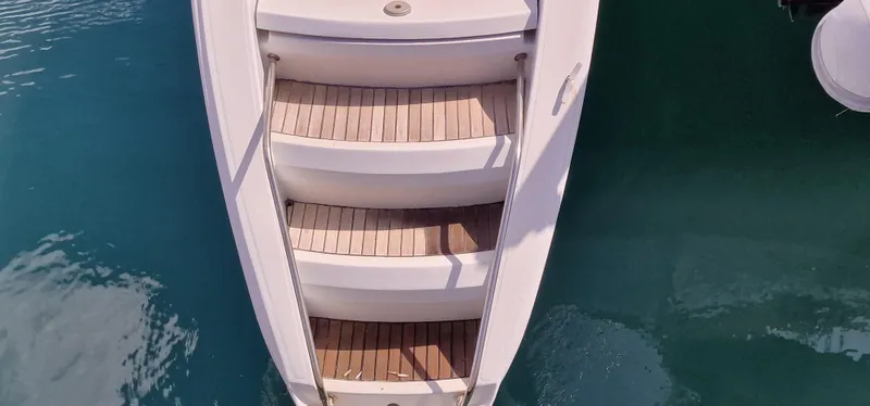 Lambada Yacht Photos Pics 