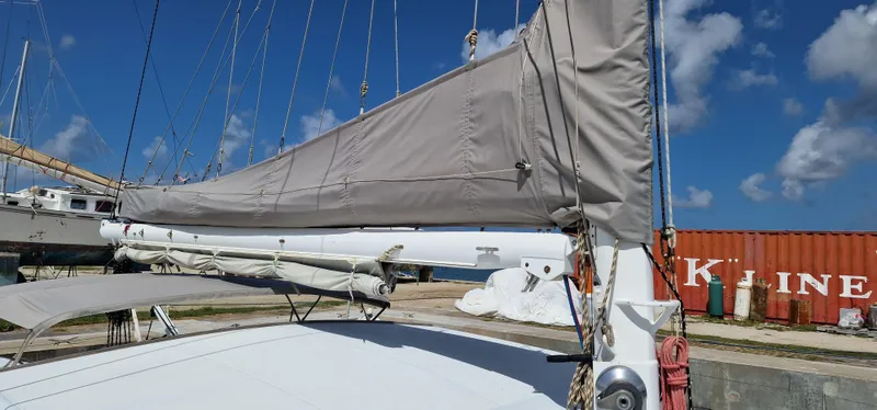 Lambada Yacht Photos Pics 