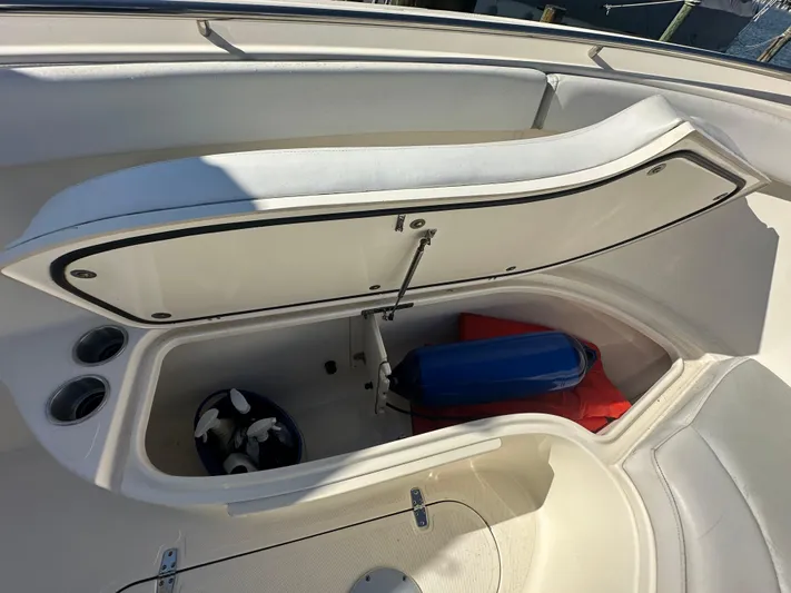 Ez C's Yacht Photos Pics 