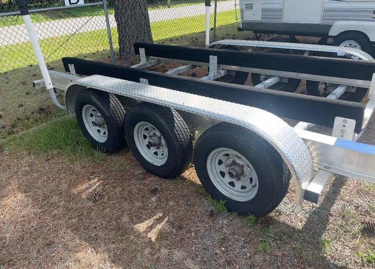 Ez C's Yacht Photos Pics 