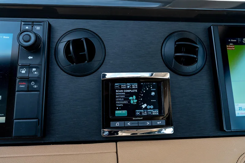  Yacht Photos Pics Control panel of 2016 Sea Ray Sundancer 400 with digital display and air vents.