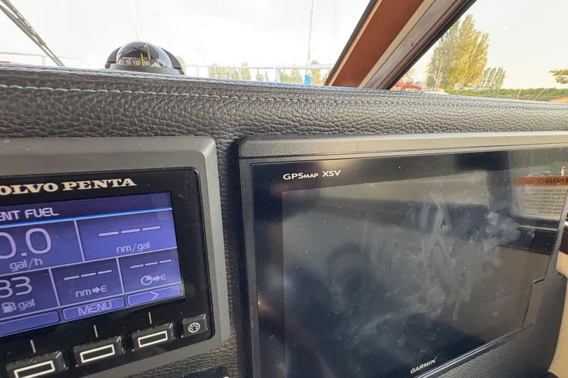 Miller Time Yacht Photos Pics Dashboard of a 2018 Cutwater C-30 CB with Volvo Penta and Garmin GPS displays.