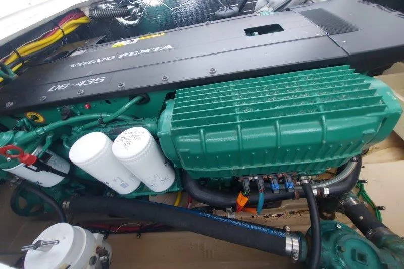 Miller Time Yacht Photos Pics Engine compartment of a 2018 Cutwater C-30 CB with Volvo Penta D6-435 engine.