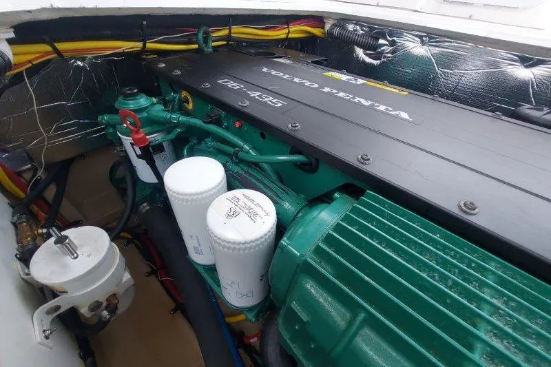 Miller Time Yacht Photos Pics Engine compartment of 2018 Cutwater C-30 CB with Volvo Penta D6-435 engine.