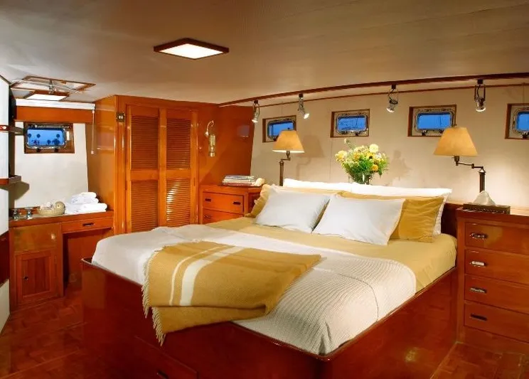 Grand Times Yacht Photos Pics 