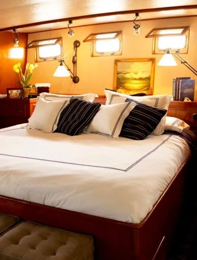 Grand Times Yacht Photos Pics 