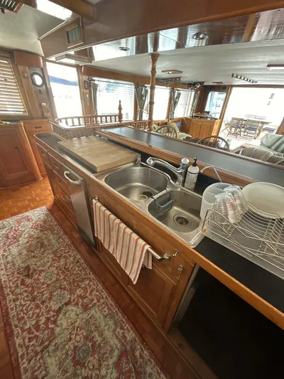 Grand Times Yacht Photos Pics 