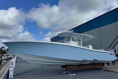 Invincible 39' Open Fisherman