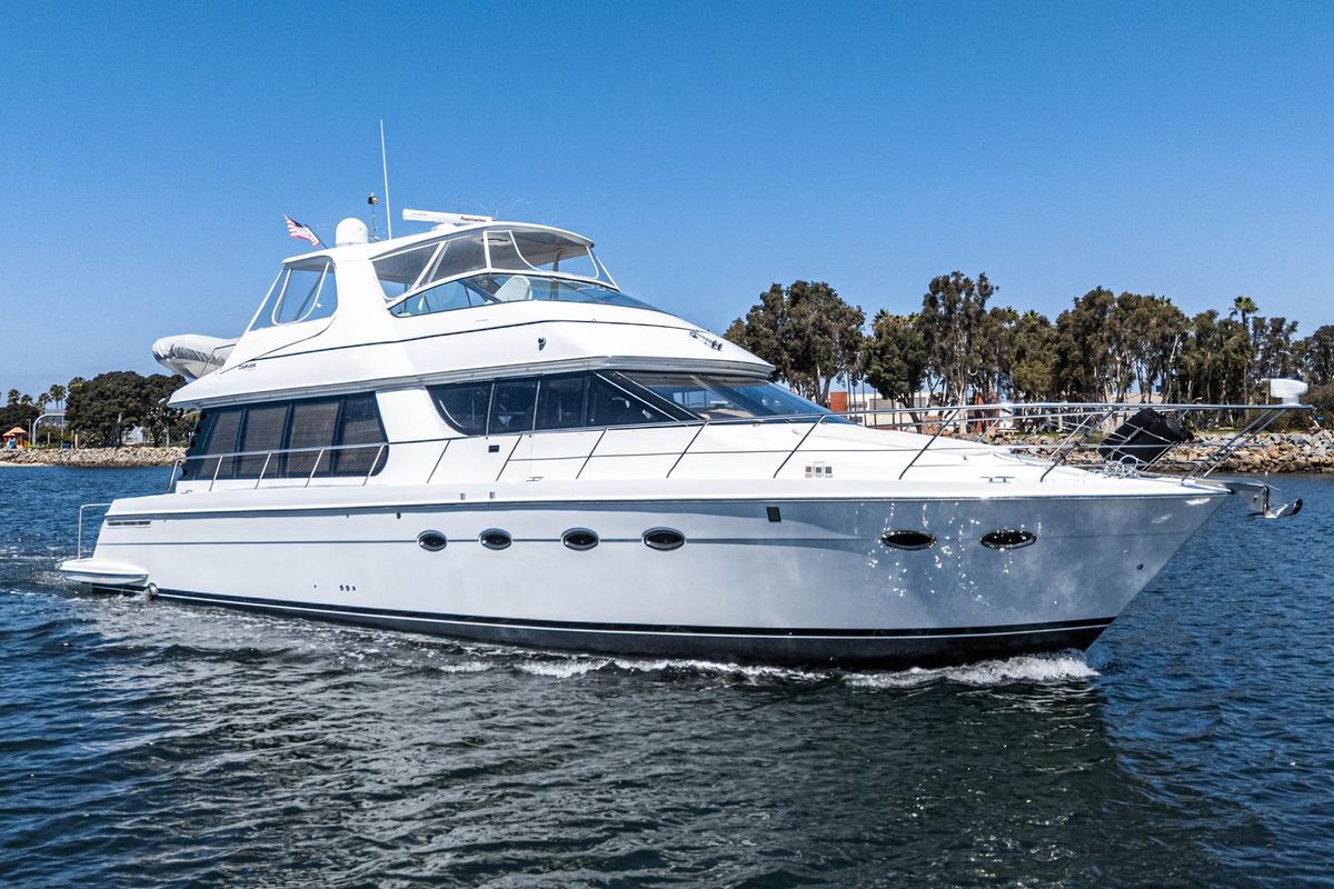 2003 Carver 59 