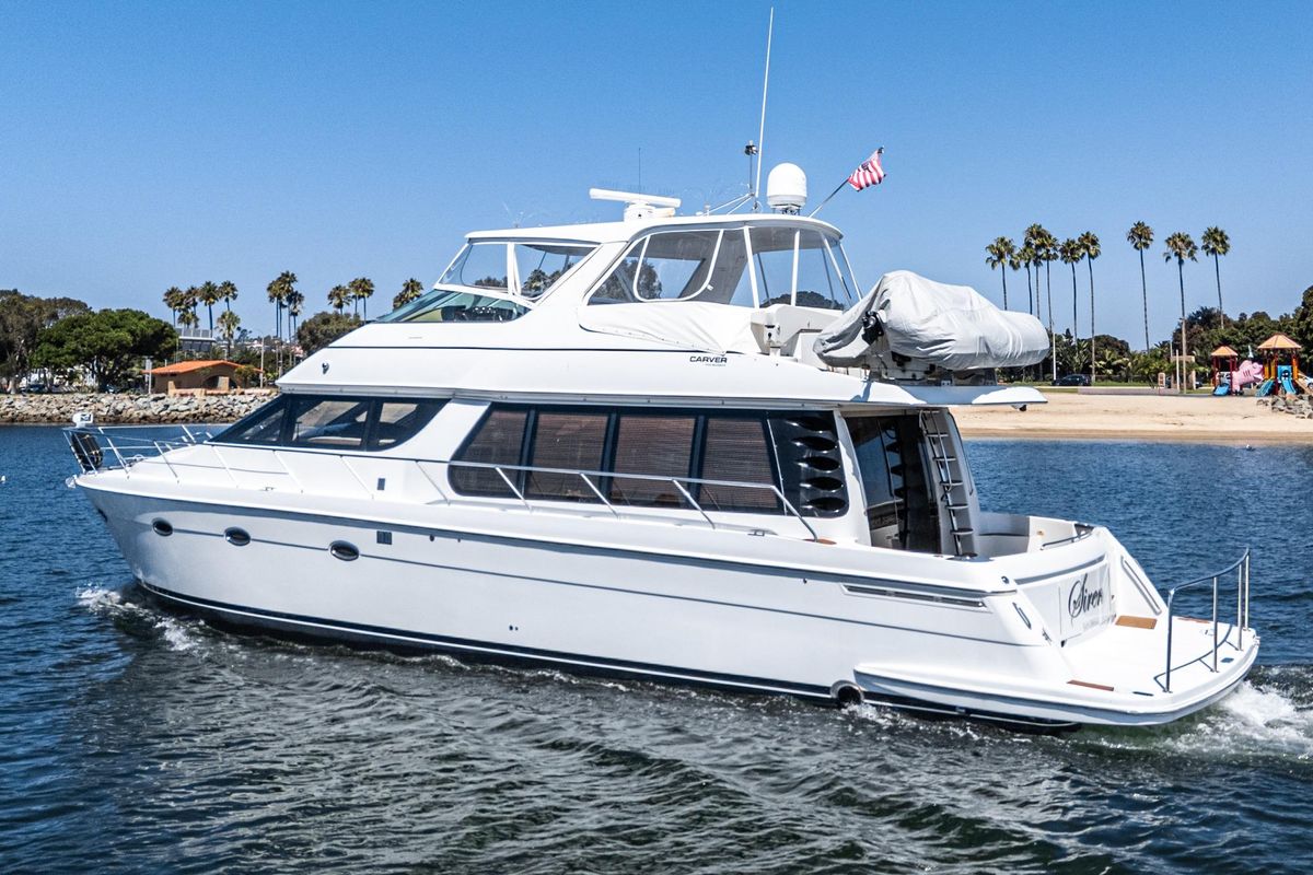 2003 Carver 59 