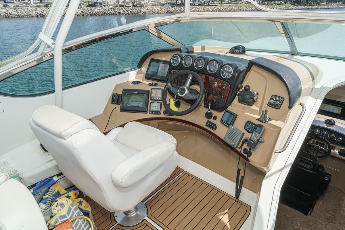 2003 Carver 59 