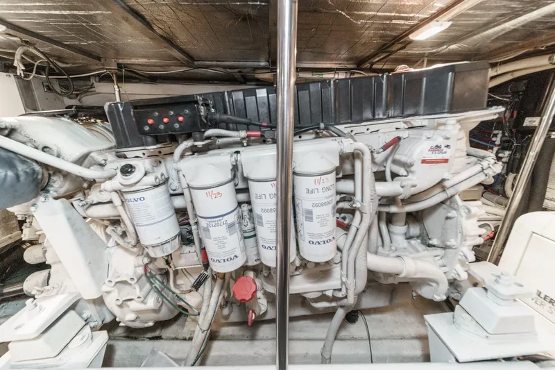  Yacht Photos Pics Engine room of 2003 Carver 570 Voyager Pilothouse with Volvo components.