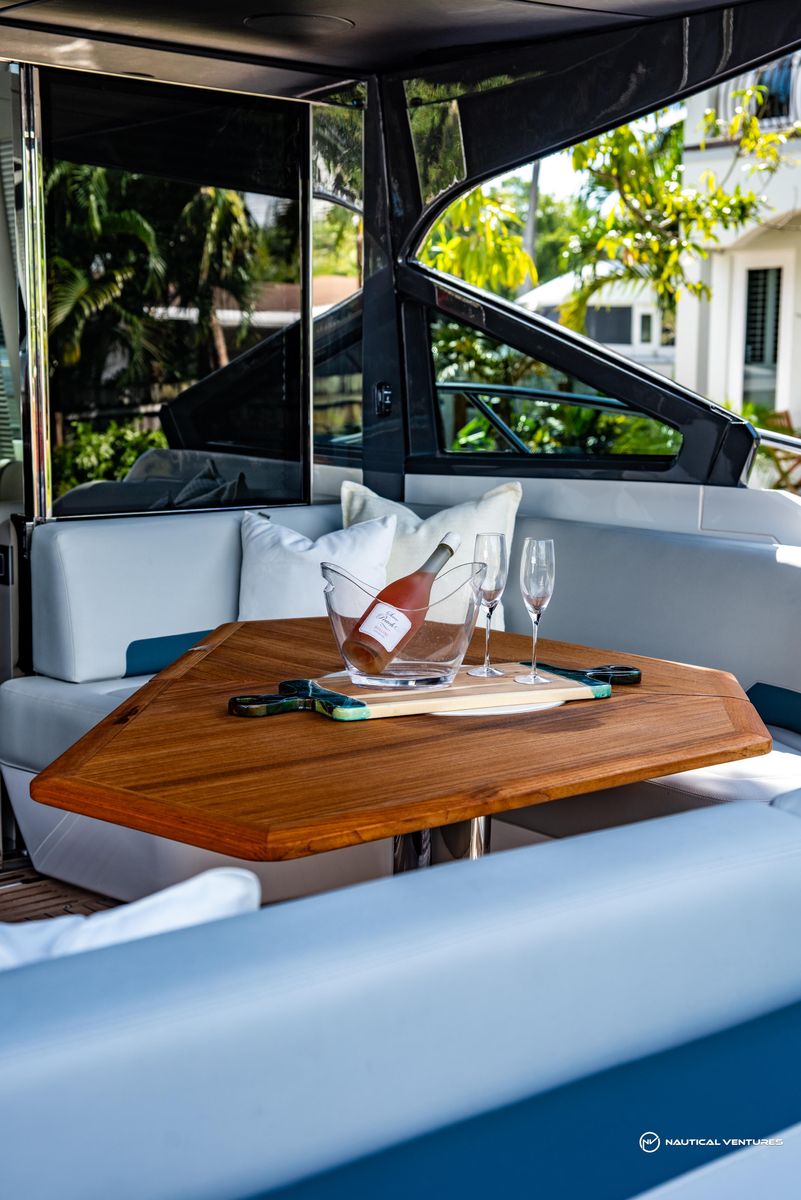 2023 Fairline 65 