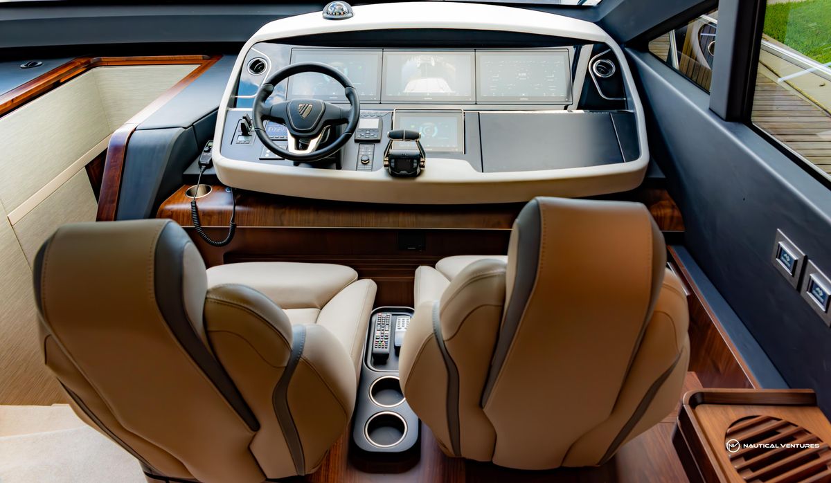 2023 Fairline 65 