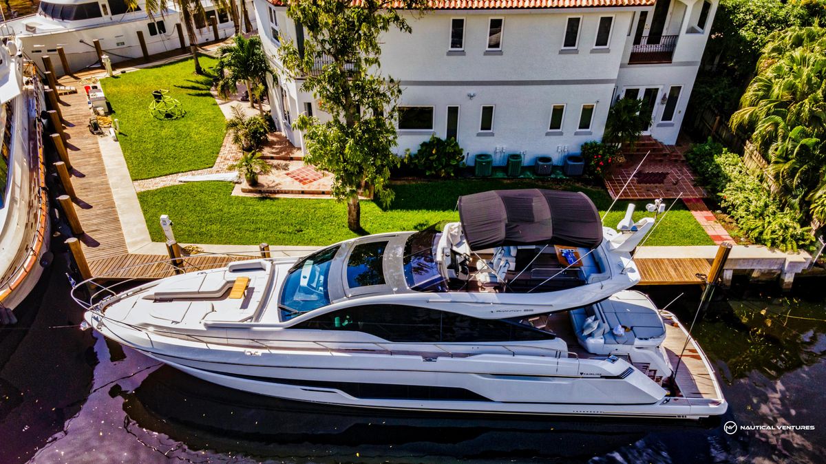 2023 Fairline 65 