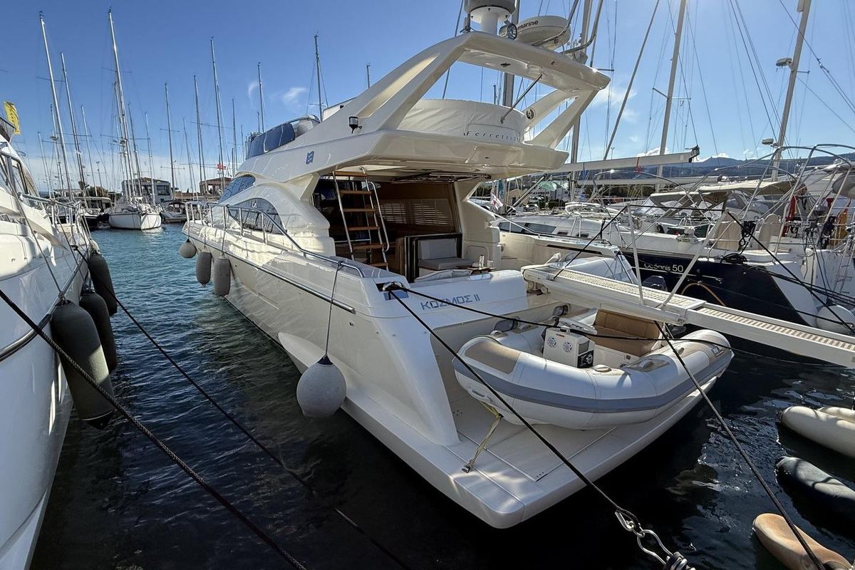 2006 Ferretti Yachts 53 