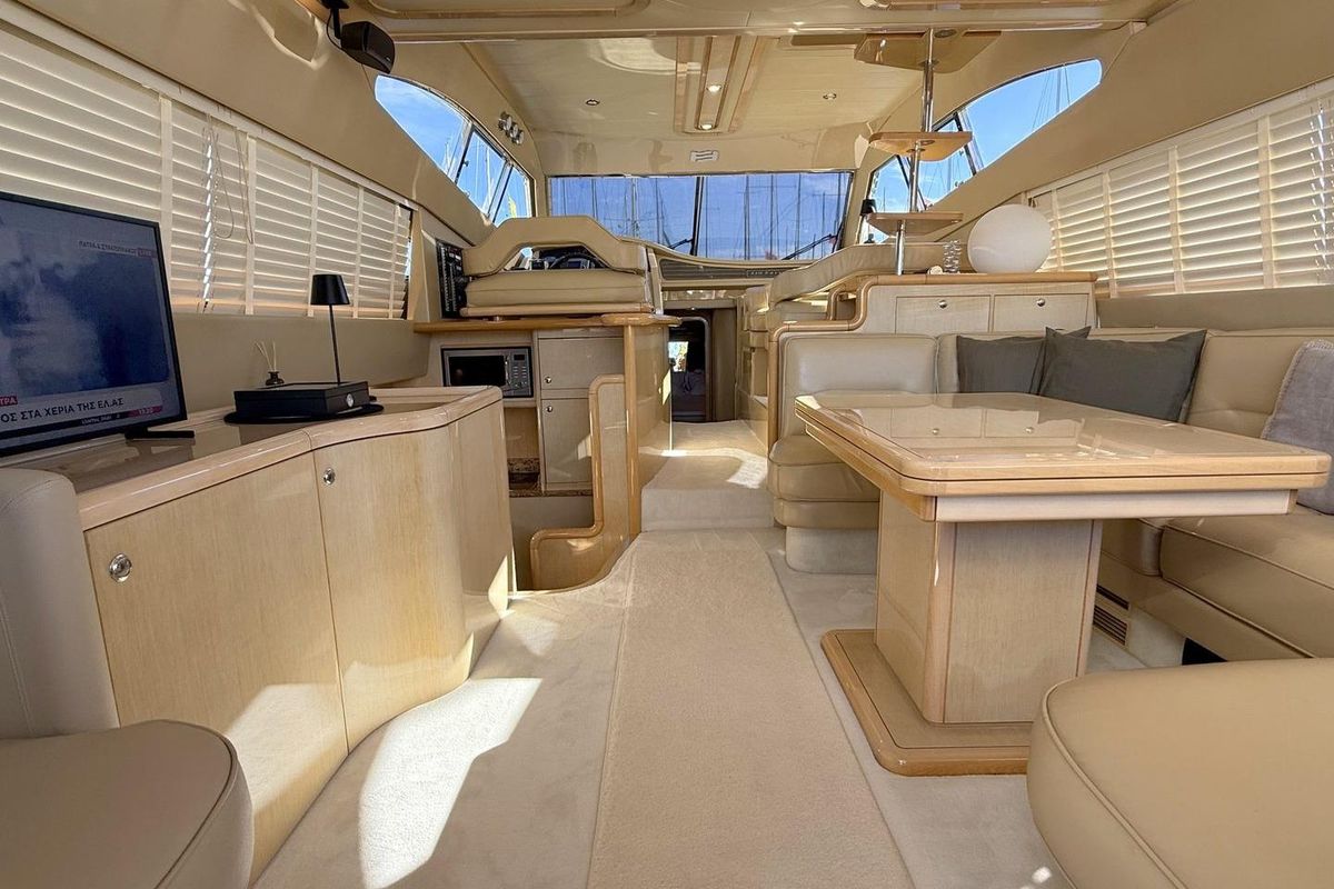 2006 Ferretti Yachts 53 