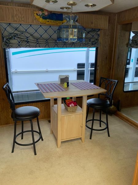 1994 Lakeview 70