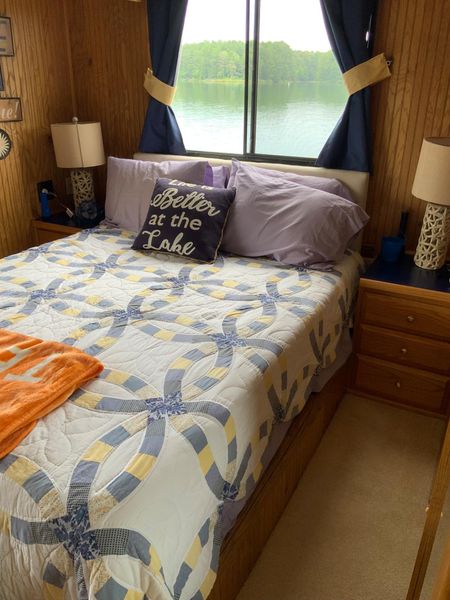 1994 Lakeview 70