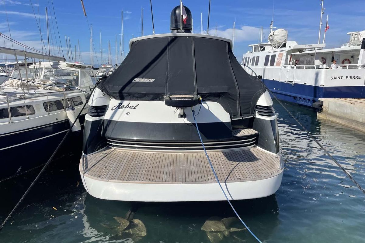2004 Pershing 49 